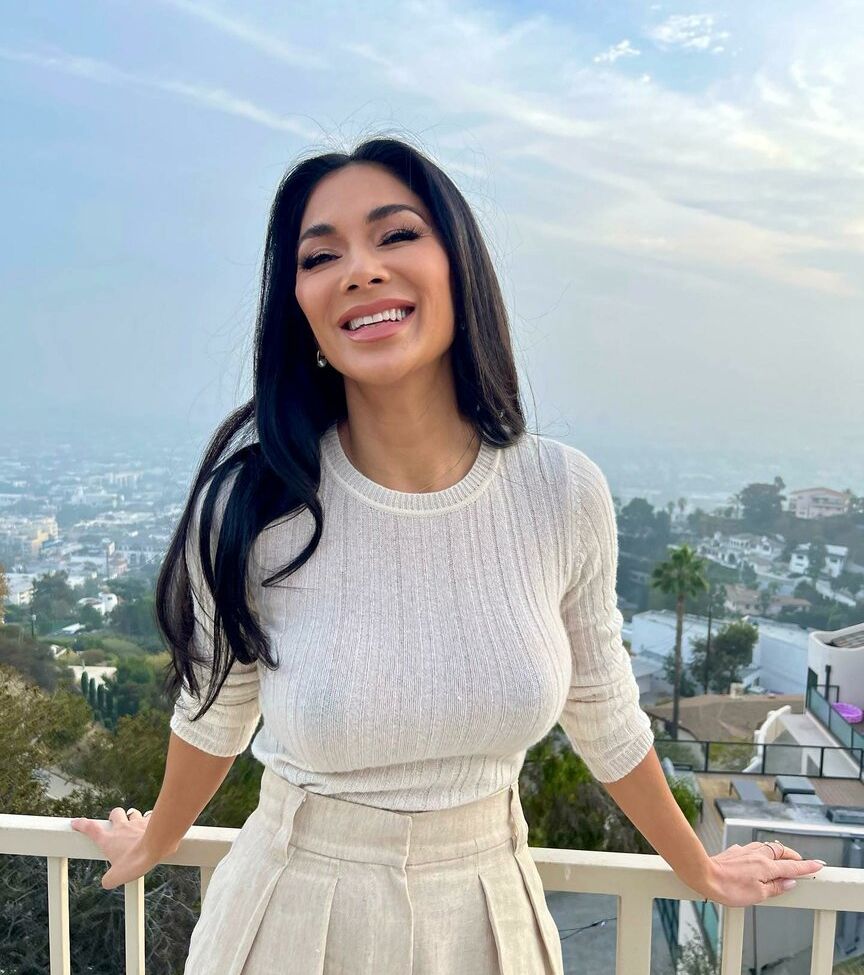 Nicole Scherzinger desnuda #108197055