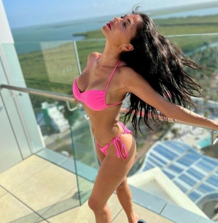 Nicole Scherzinger desnuda #108197144