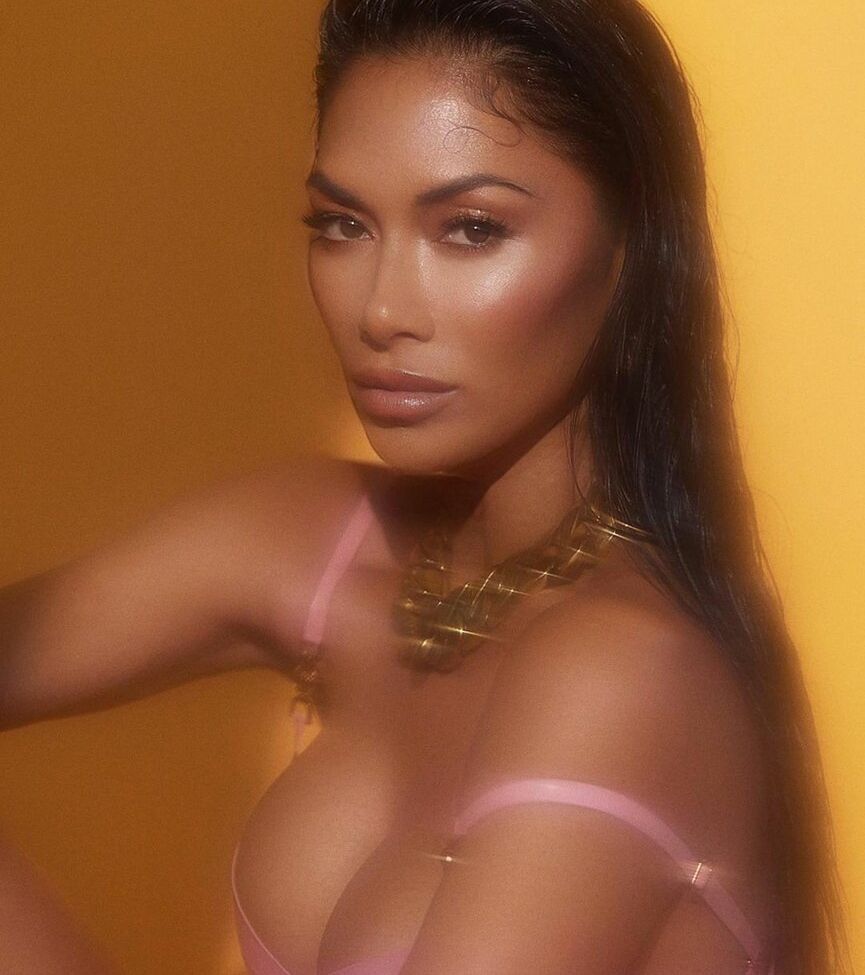 Nicole Scherzinger desnuda #108197170