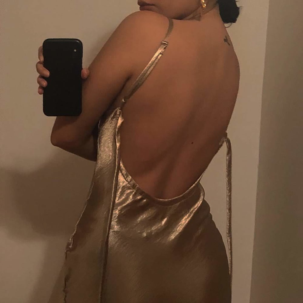 Backless Selfies #100592205