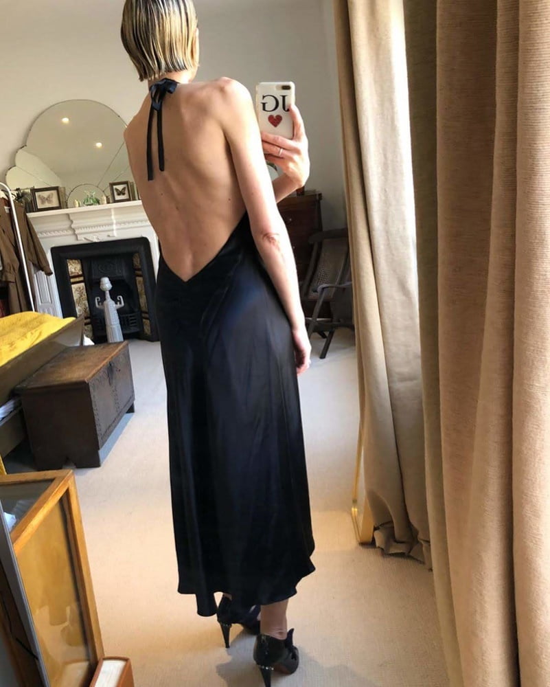 Backless Selfies #100592208