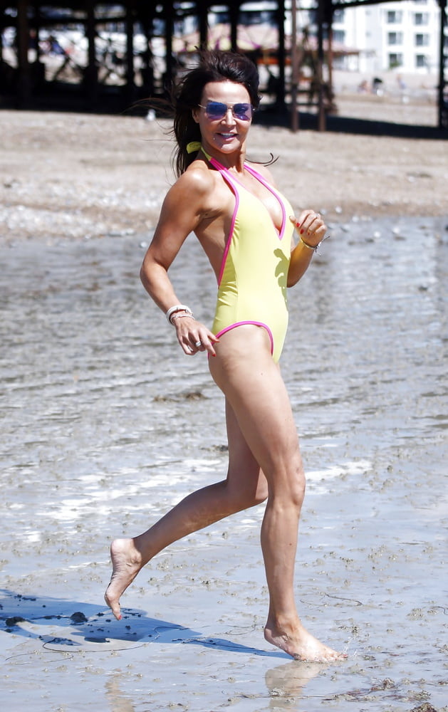 Lizzie cundy - incroyable milf
 #100328477