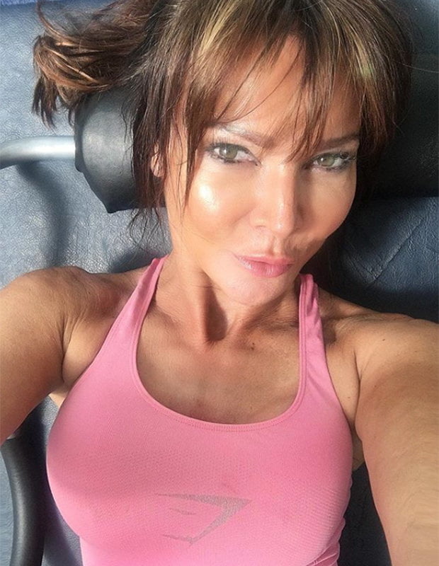 Lizzie cundy - incroyable milf
 #100329557