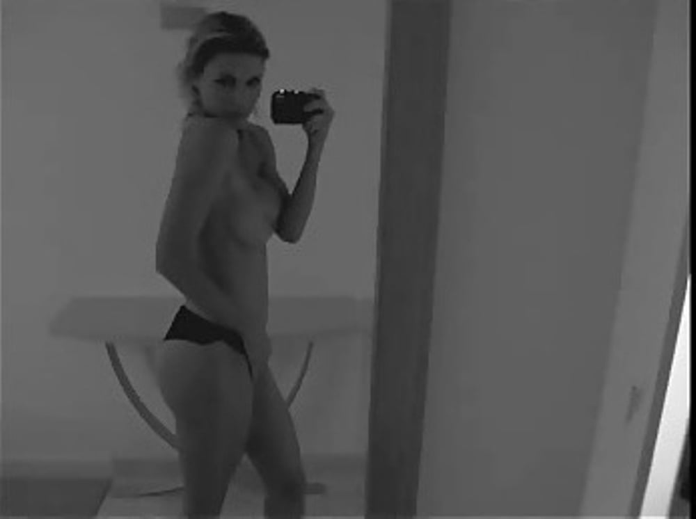 Martina Colombari #97139804