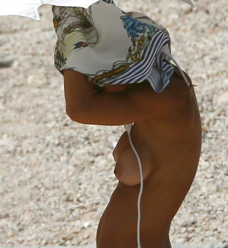 Martina Colombari #97139846