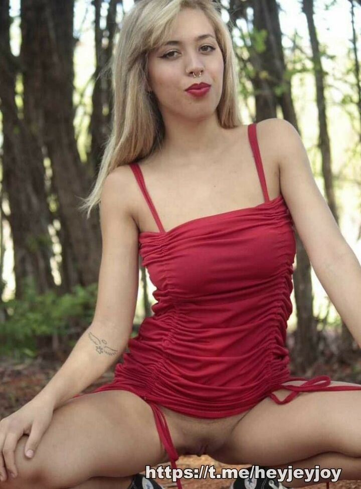 Bruna Santos nude #108956062