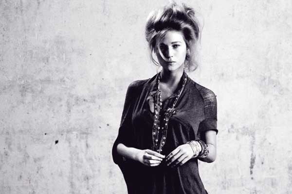 Selah sue
 #101124918