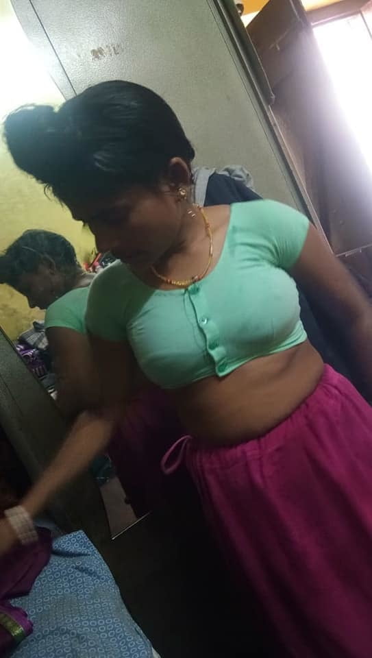 Sexy mamta bhabhi pic collection
 #90107752