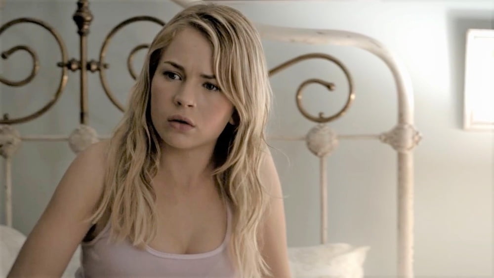 Britt Robertson is so hot I want to lick her vol. 2 #102858975