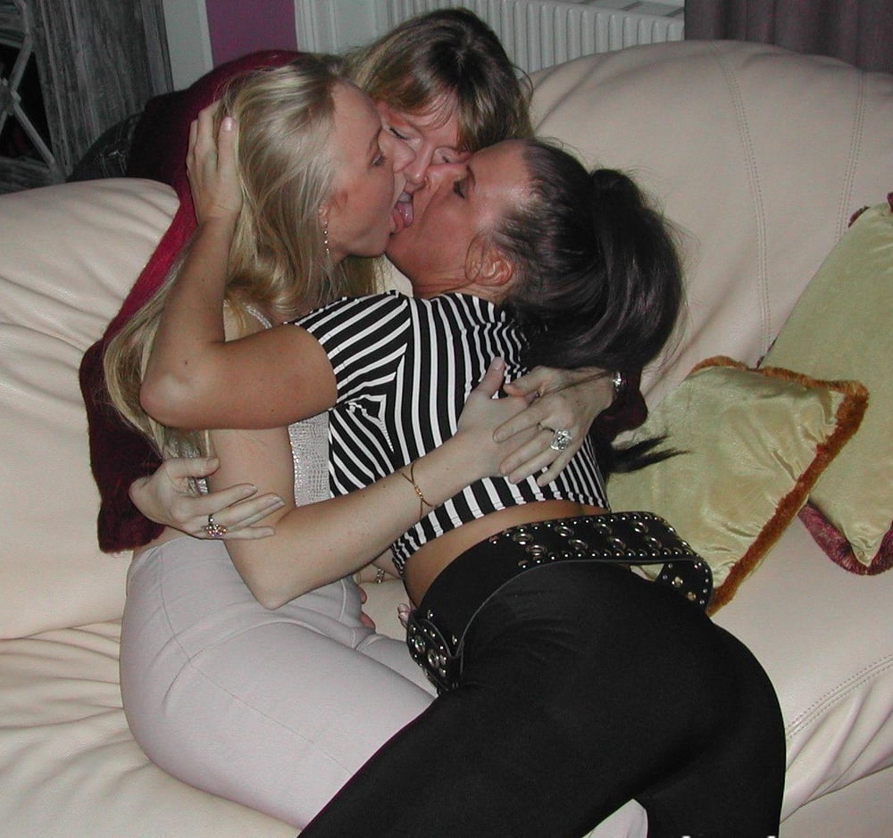 KISSES (BESOS) #94078616