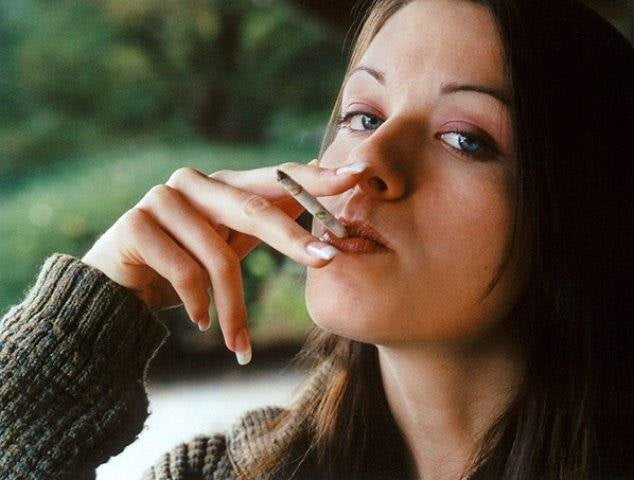 Dws fumando fetiche
 #89055197