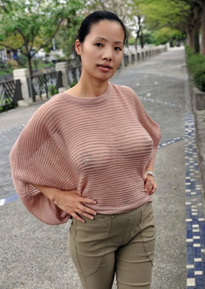 Titten 2
 #105735975