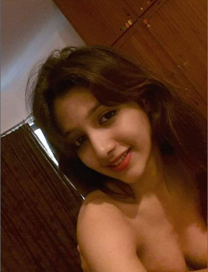 Cute Desi Girl Nude Leaked Photos #79700868