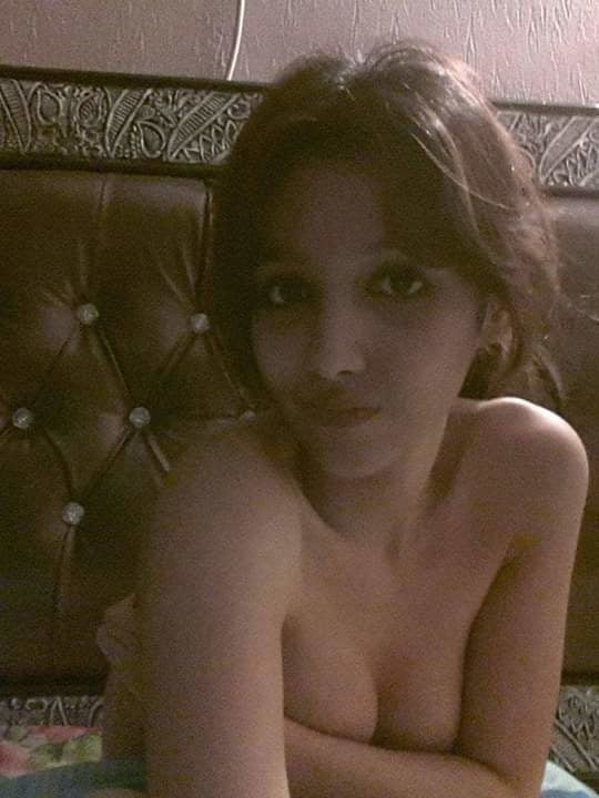 Cute Desi Girl Nude Leaked Photos #79700878