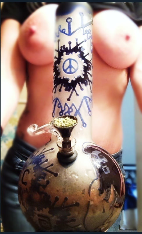 Stoner420 girl #103615759