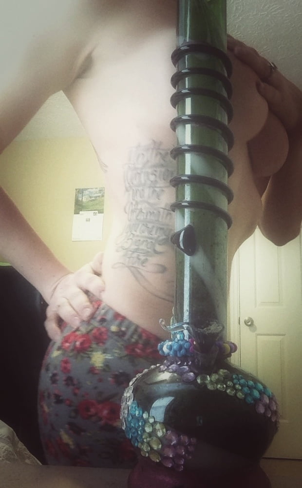 Stoner420 girl #103615898