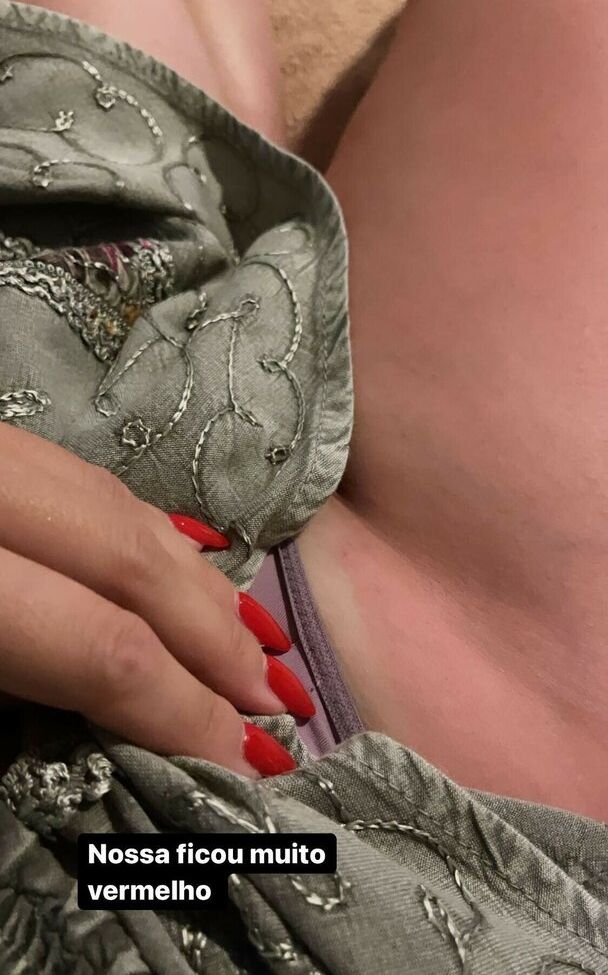 Aline Füchter Ouriques desnuda #108269606