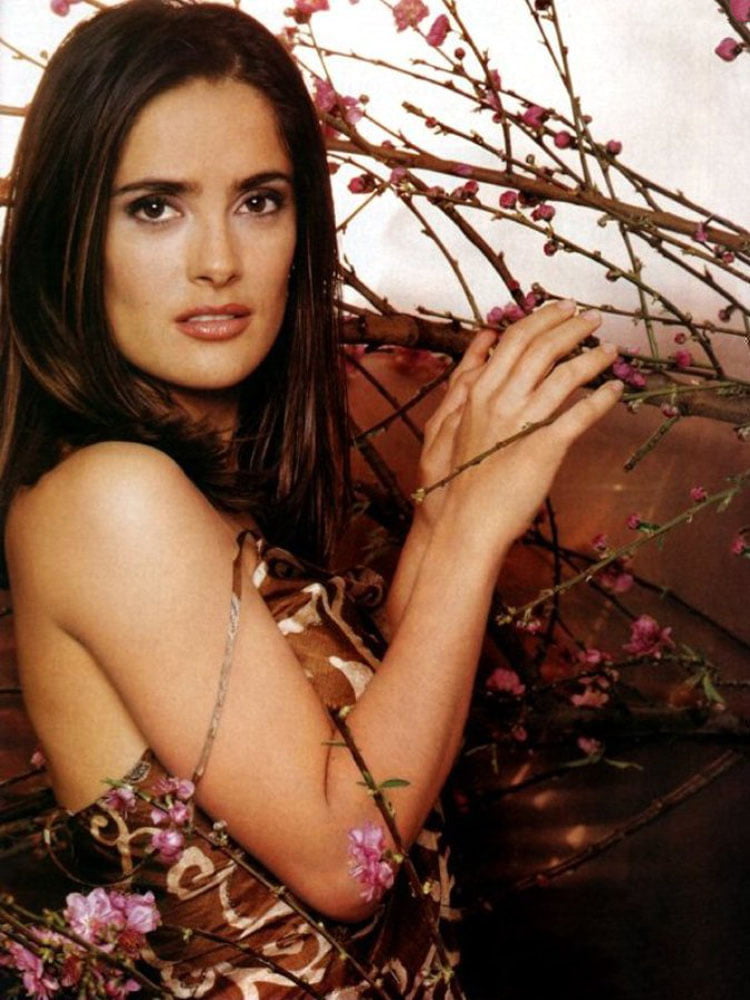 Salma hayek
 #101684388