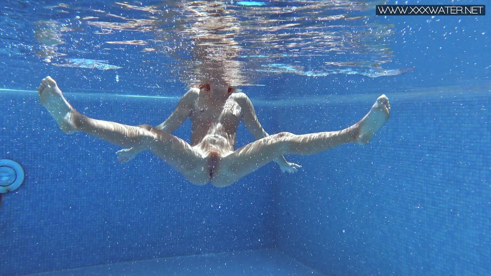 Mary Kalisy Pt.1 Underwater Swimming Pool Erotics #106622479