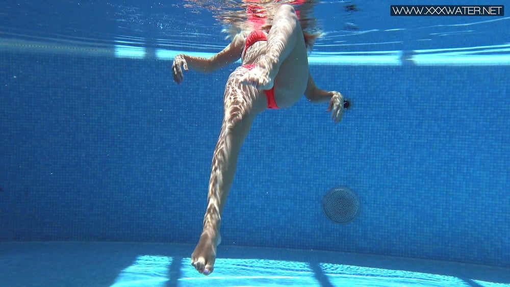 Mary Kalisy Pt.1 Underwater Swimming Pool Erotics #106622525