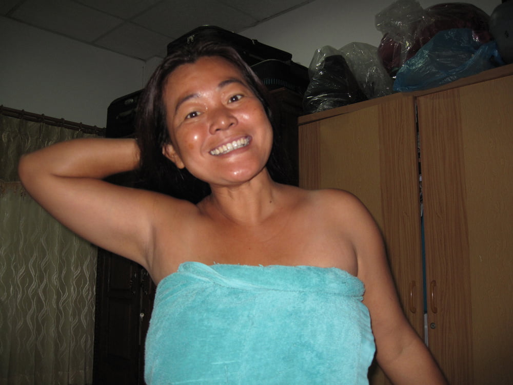 5. thailändische Frau ausgesetzt
 #91002201