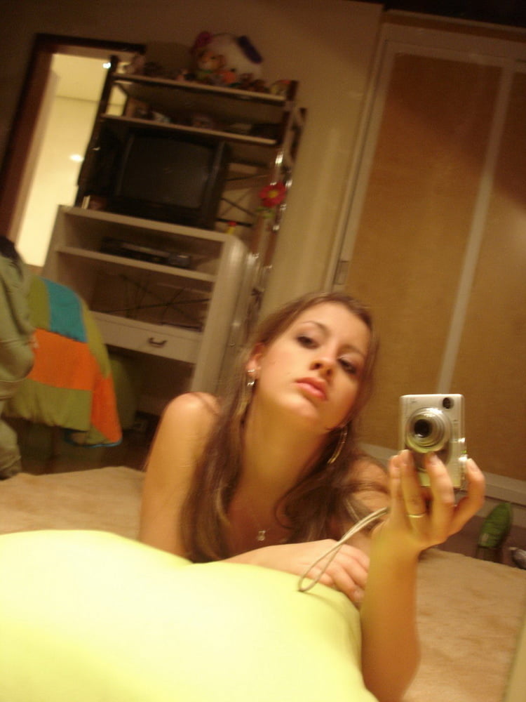mature 723 #98561436