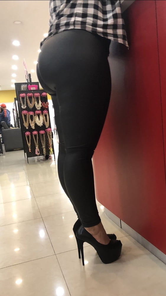 Los tacones altos me la ponen dura
 #99281116