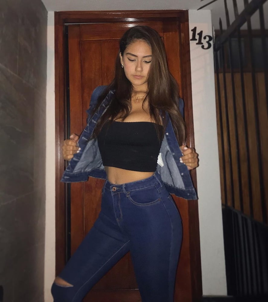 Andrea, Peru (Vol.5) #105671277