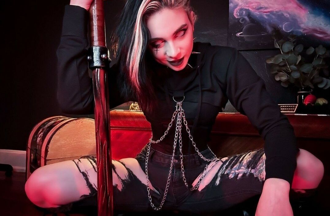 Flickerspark desnuda #107876210