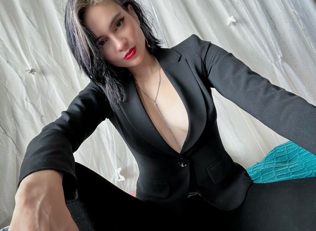 Flickerspark desnuda #107876335