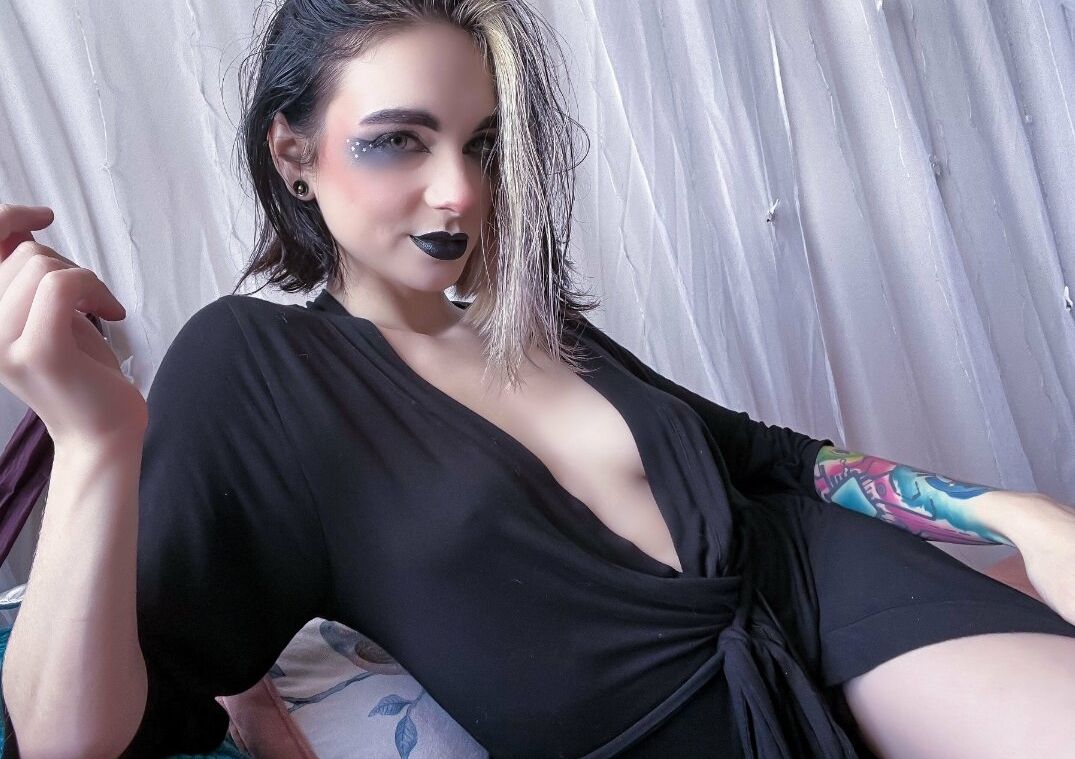 Flickerspark desnuda #107876429