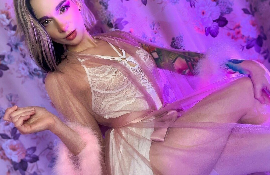 Flickerspark desnuda #107876451