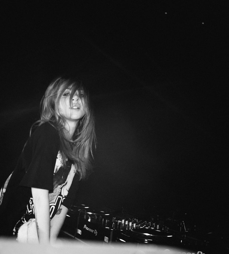 DJ アリソン・ワンダーランド
 #90010483