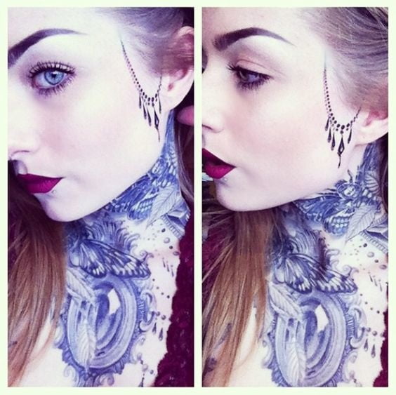 Mujeres con tatuajes en la cara.
 #91270244
