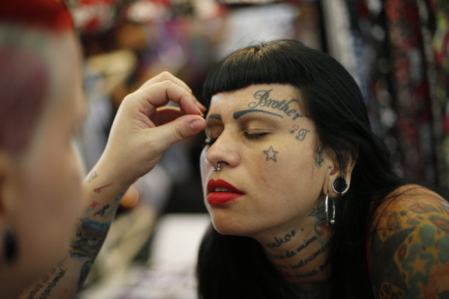 Face tattoo women. #91271041