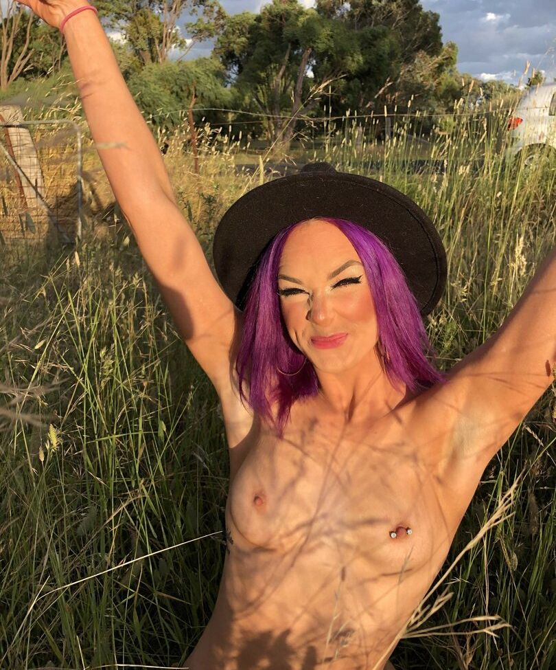 Badbabyyy25 desnuda #108283563