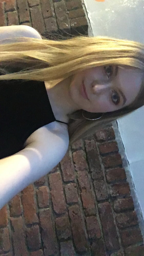 Rubia amateur 68
 #104452479