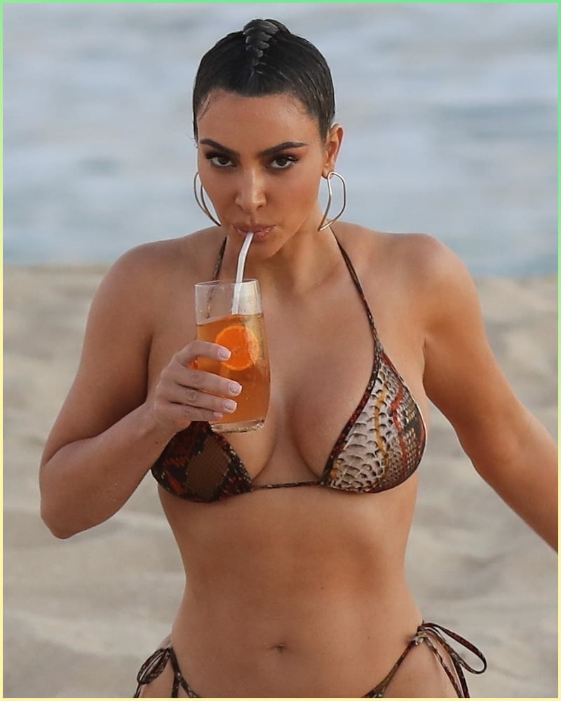 Kim kardashian bikini 08-26-2020
 #80414981