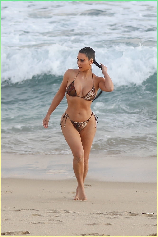 Kim kardashian bikini 08-26-2020
 #80415005