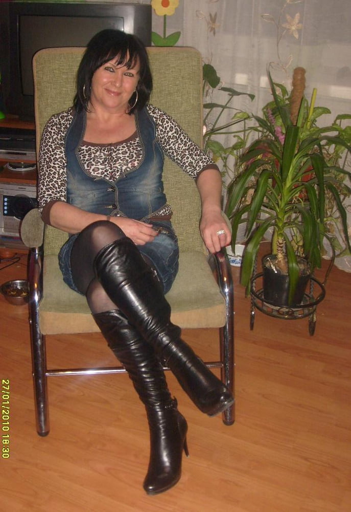 Milfs &amp; Gilfs wearing boots no.59 #99608892