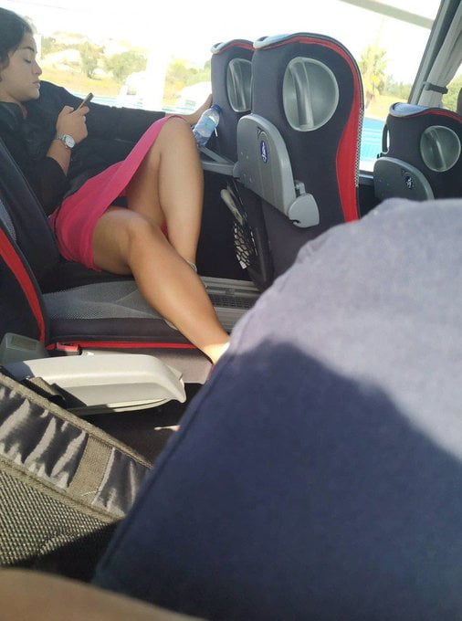 Voyeur heiße Mädchen
 #96766732