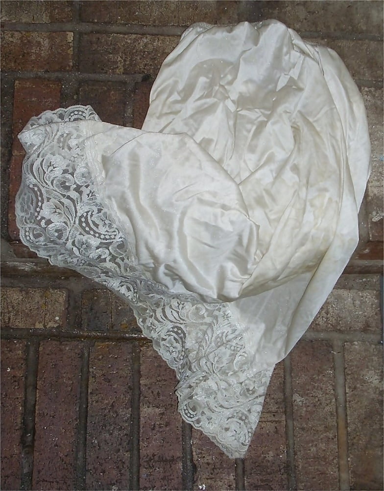 Sexy lingerie lacy slips bas jarretelles culotte soyeuse
 #101936570