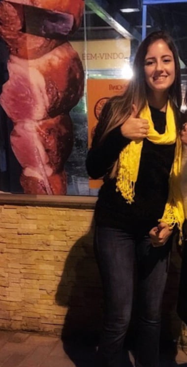 Enfermeira crente
 #89998285