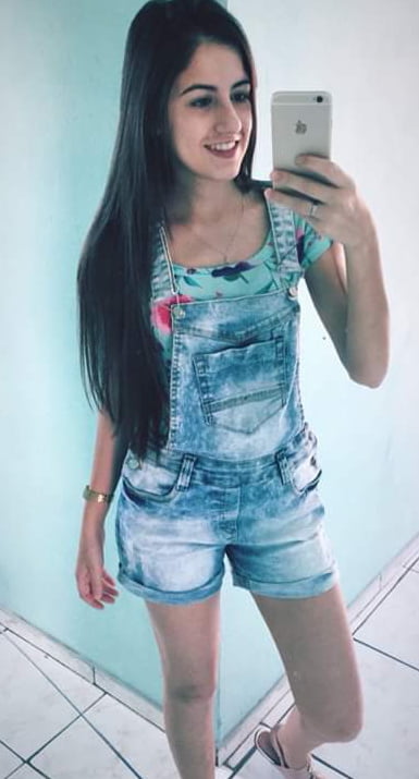 Enfermeira crente
 #89998387