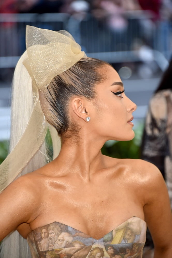 Ariana Grande #96559658