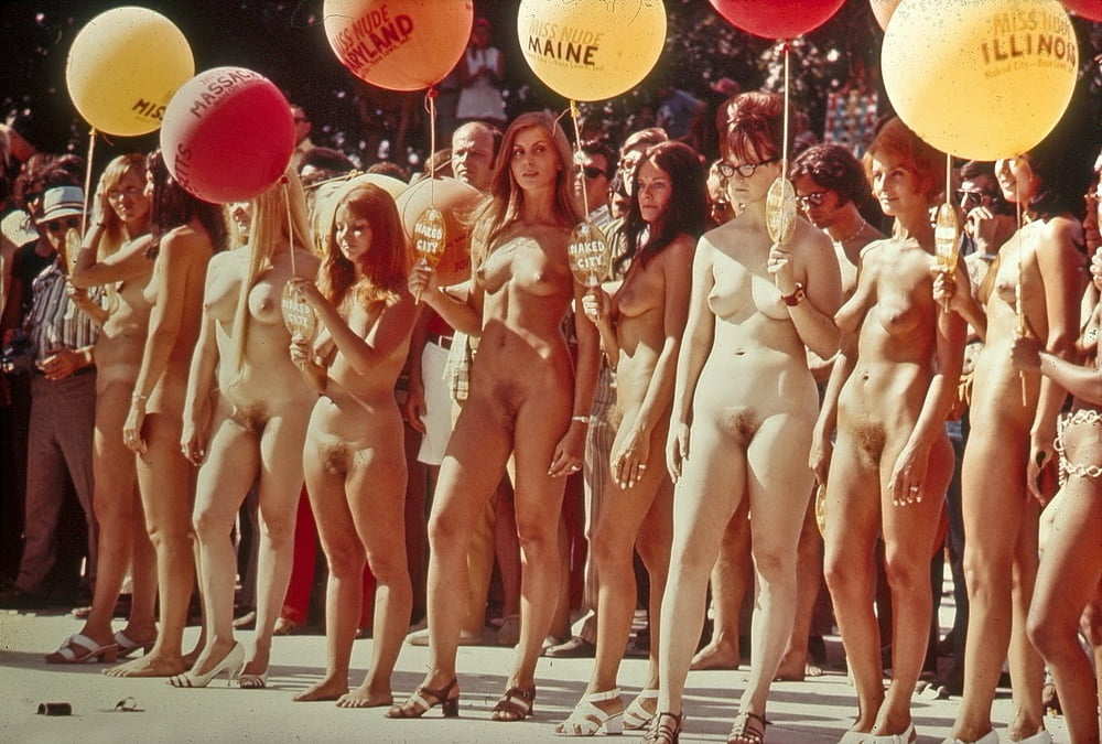 Women With Numbers - Vol. 35 #90783180