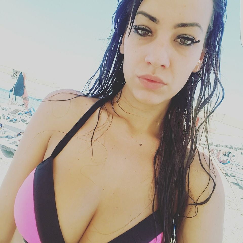 Aleksandra Le #79868626