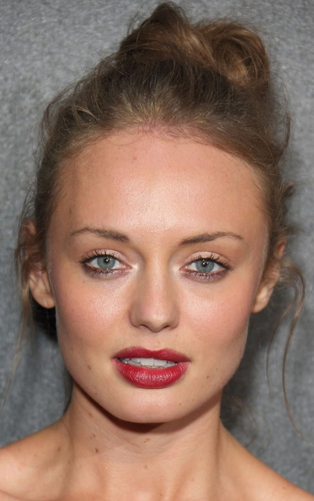 Laura haddock
 #96660670