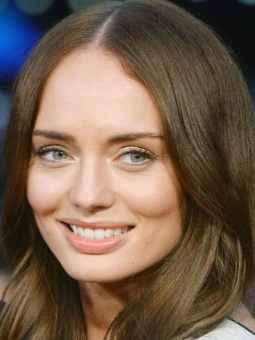 Laura haddock
 #96660716