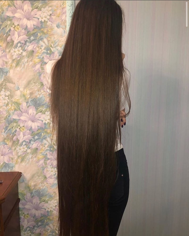 Sexy lange Haare Rapunzels
 #95465095